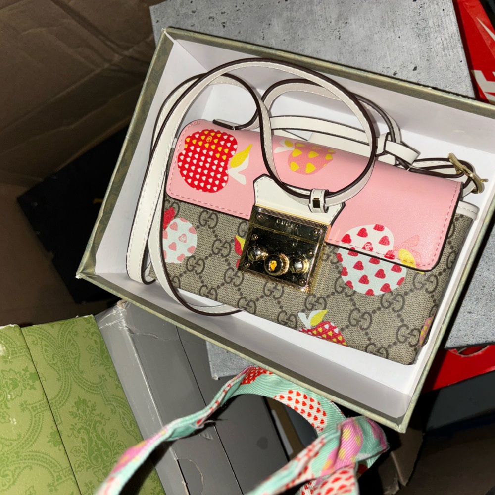 Gucci strawberry purse